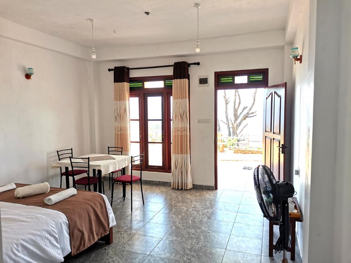 Mountain Peak Ella Bed & Breakfast Bagian luar foto