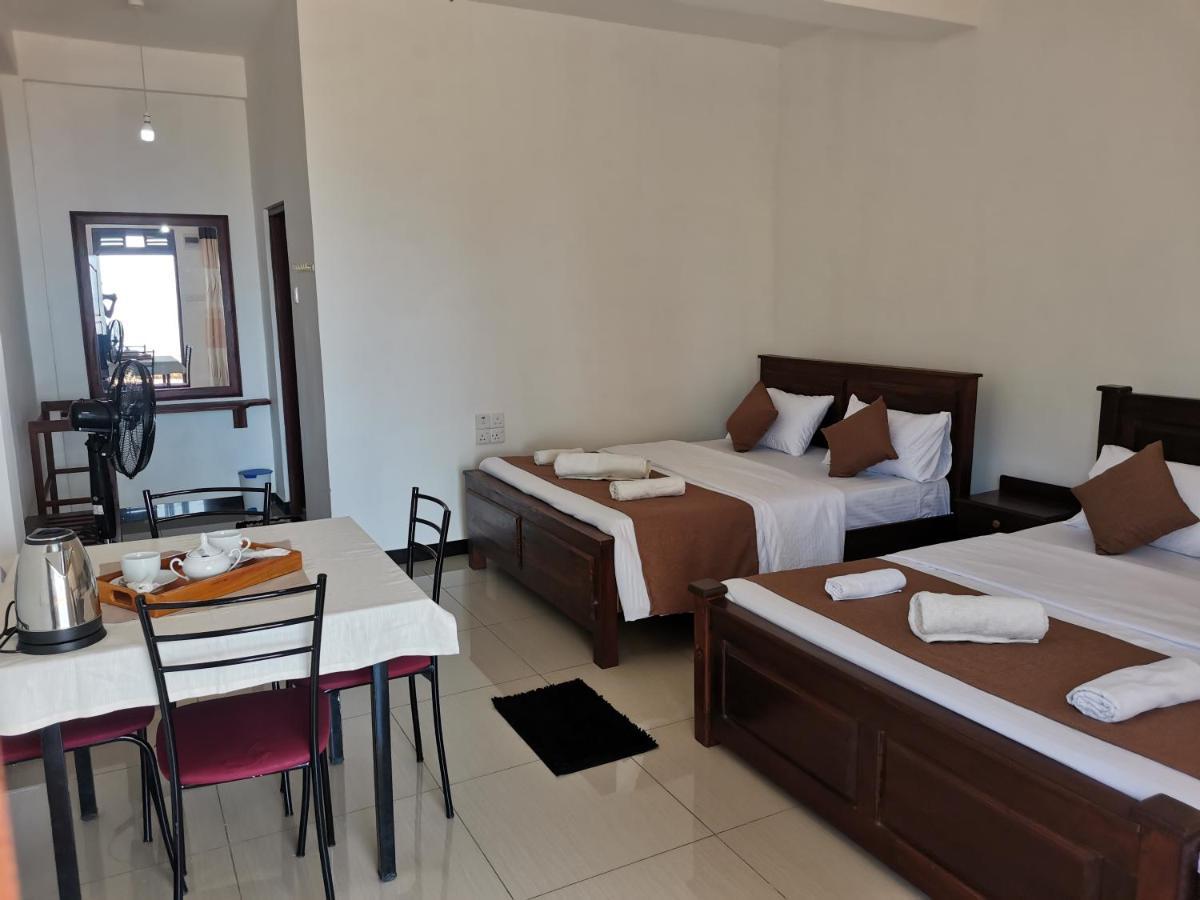 Mountain Peak Ella Bed & Breakfast Bagian luar foto