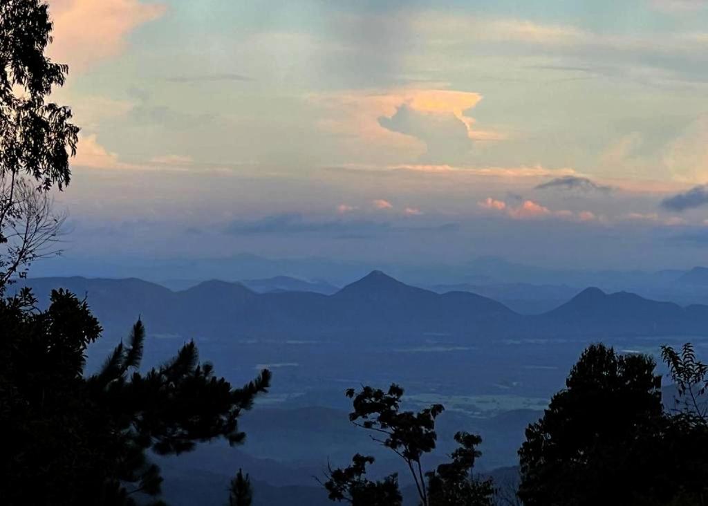 Mountain Peak Ella Bed & Breakfast Bagian luar foto