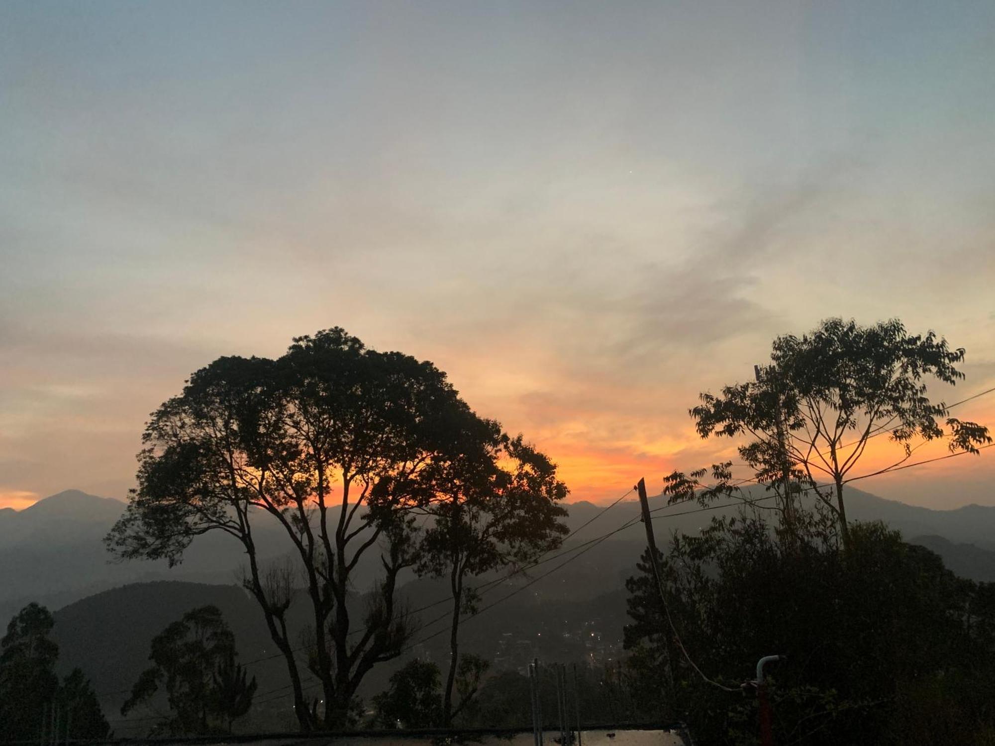 Mountain Peak Ella Bed & Breakfast Bagian luar foto